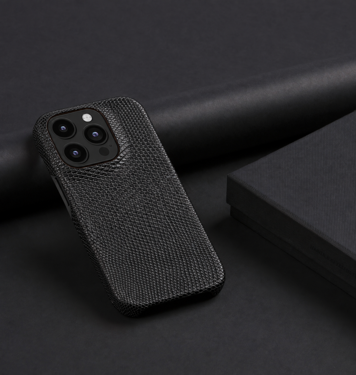 iPhone 13 Pro — iPhone 13 Pro— Lagarto — Negro — Ver imagen 5