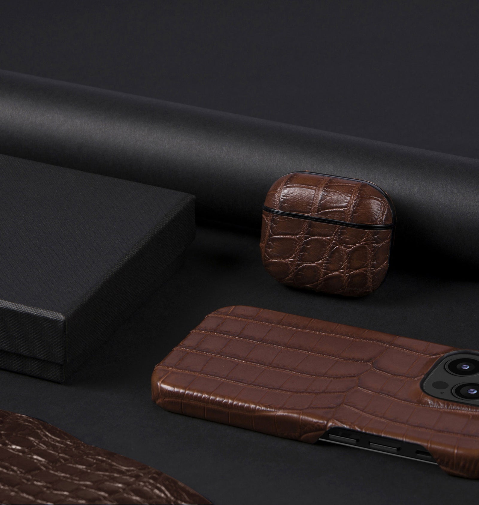 AirPods Pro — Crocodile — Marron — Voir l’image 5