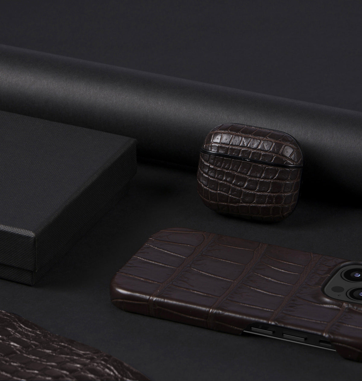 AirPods Pro 2 — Crocodile — Dark Brown — View image 5