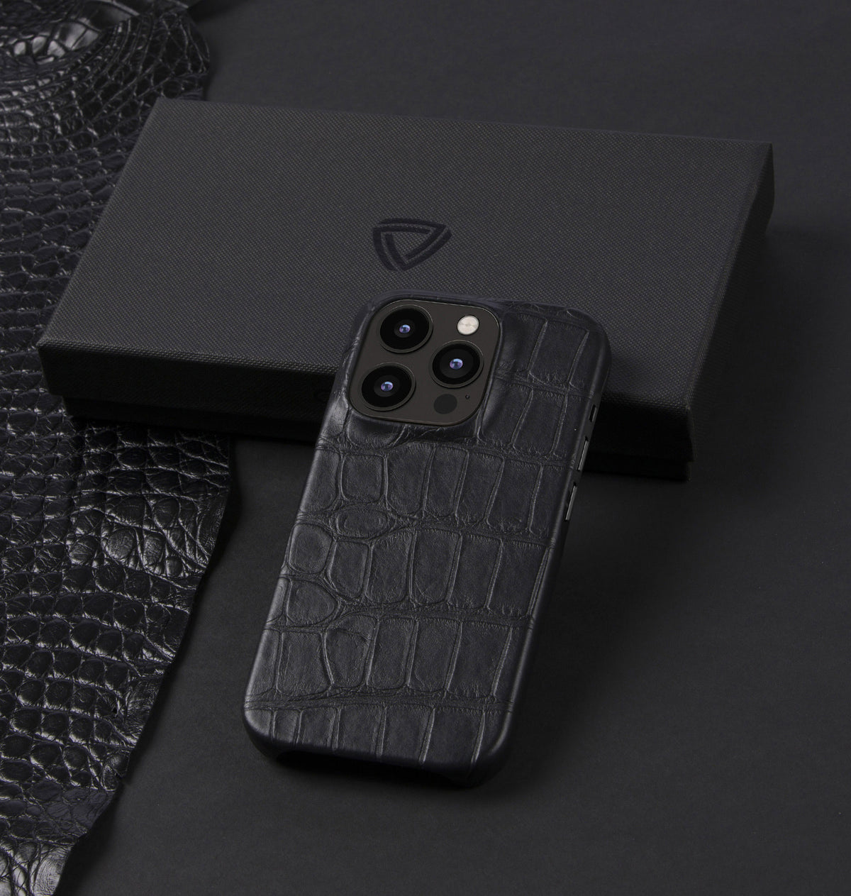 iPhone 14 Pro — Crocodile — Noir — Voir l’image 5