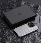 iPhone 15 Pro — Vitello stampato coccodrillo — Grigio lucido — Visualizza immagine 5