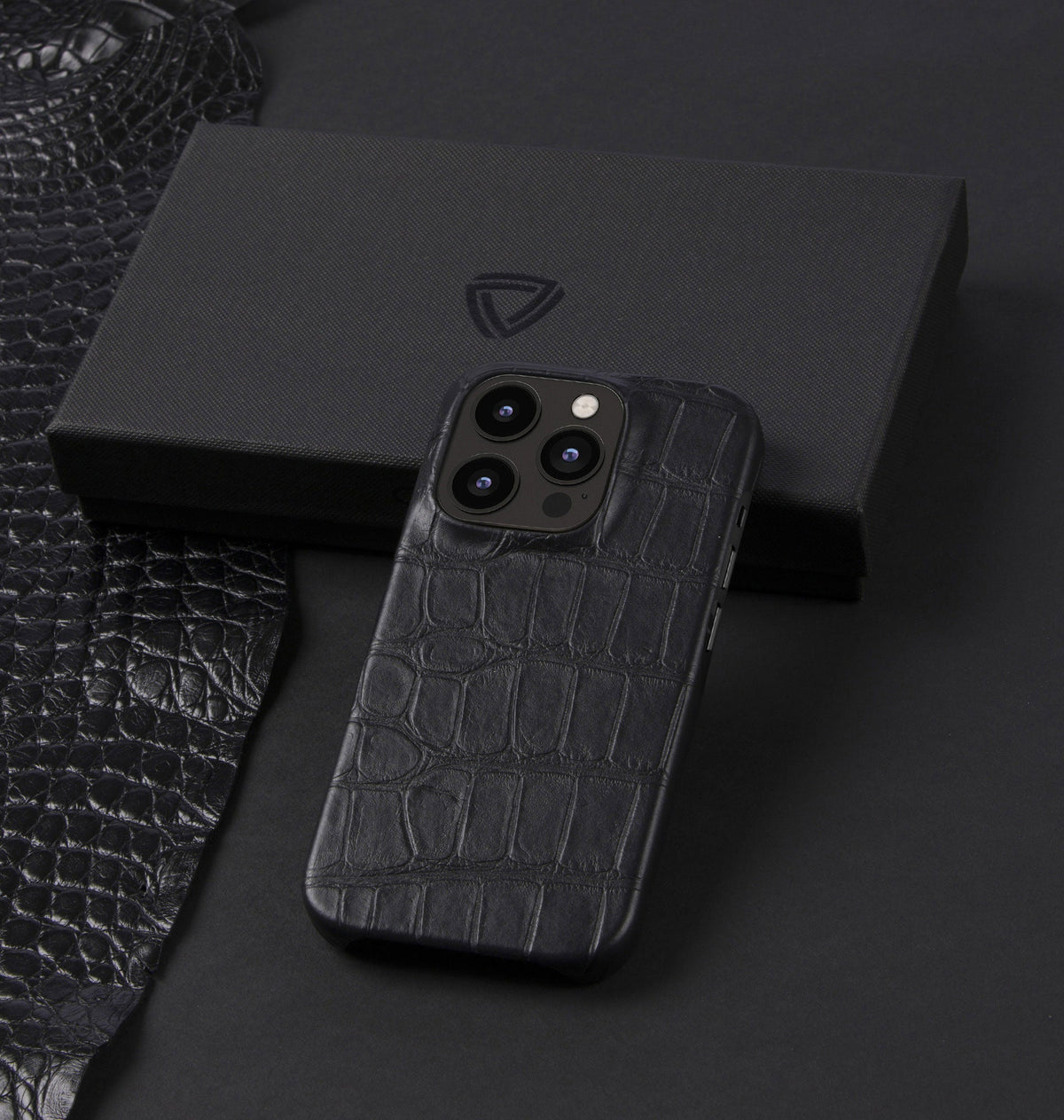iPhone 15 Pro Max — Crocodile — Noir — Voir l’image 5