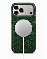iPhone 18 Pro Max — Crocodile-embossed calfskin — Dark Green — View image 5