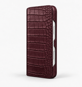 iPhone 16 Pro — Alligatore — Burgundy — Visualizza immagine 4