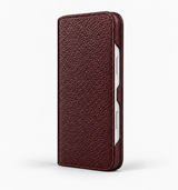 iPhone 17 Pro — Vitello goffrato — Burgundy — Visualizza immagine 4