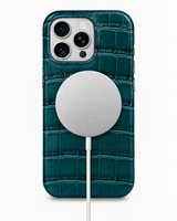 iPhone 16 Pro — Crocodile — Vert pétrole foncé — Voir l’image 5