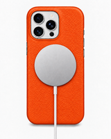 iPhone 16 Pro — Genarbtes Kalbsleder — Orange — Bild ansehen 5