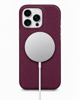 iPhone 16 Pro — Genarbtes Kalbsleder — Violett — Bild ansehen 5